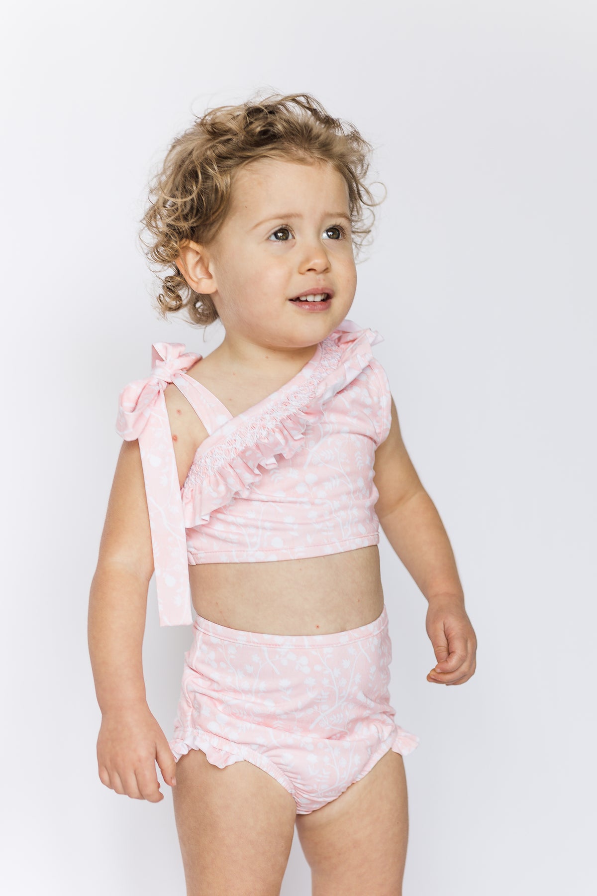 Mary Alex Suit in Ballet Emma Chinoiserie